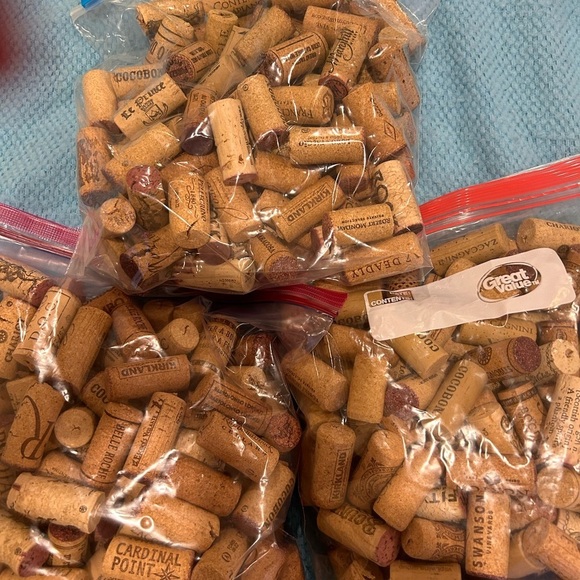 Wine Corks - Picture 1 of 4